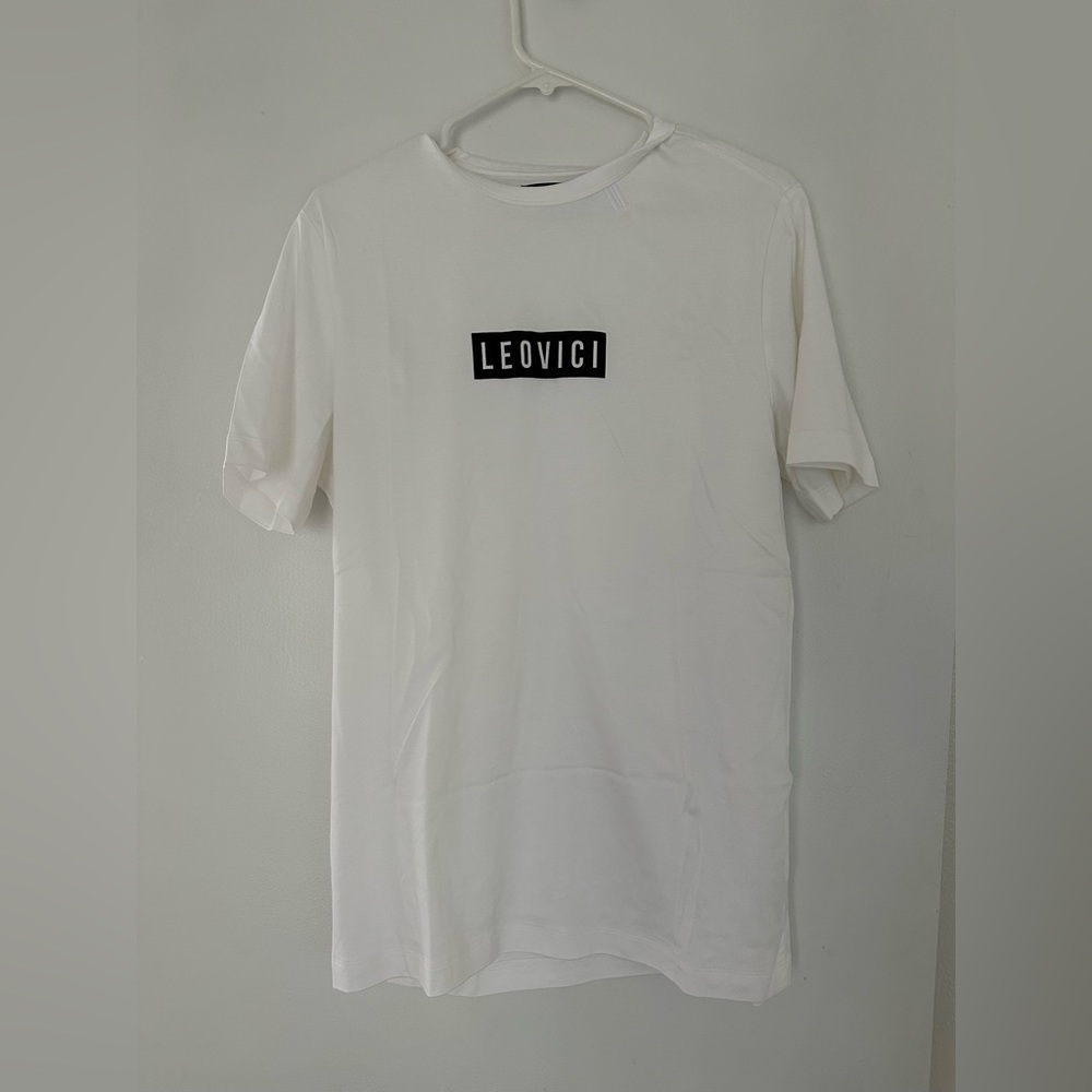 Leovici Men’s Tshirt- NEW